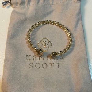 MACRAME ELTON GOLD CUFF BRACELET IN NUDE ABALONE